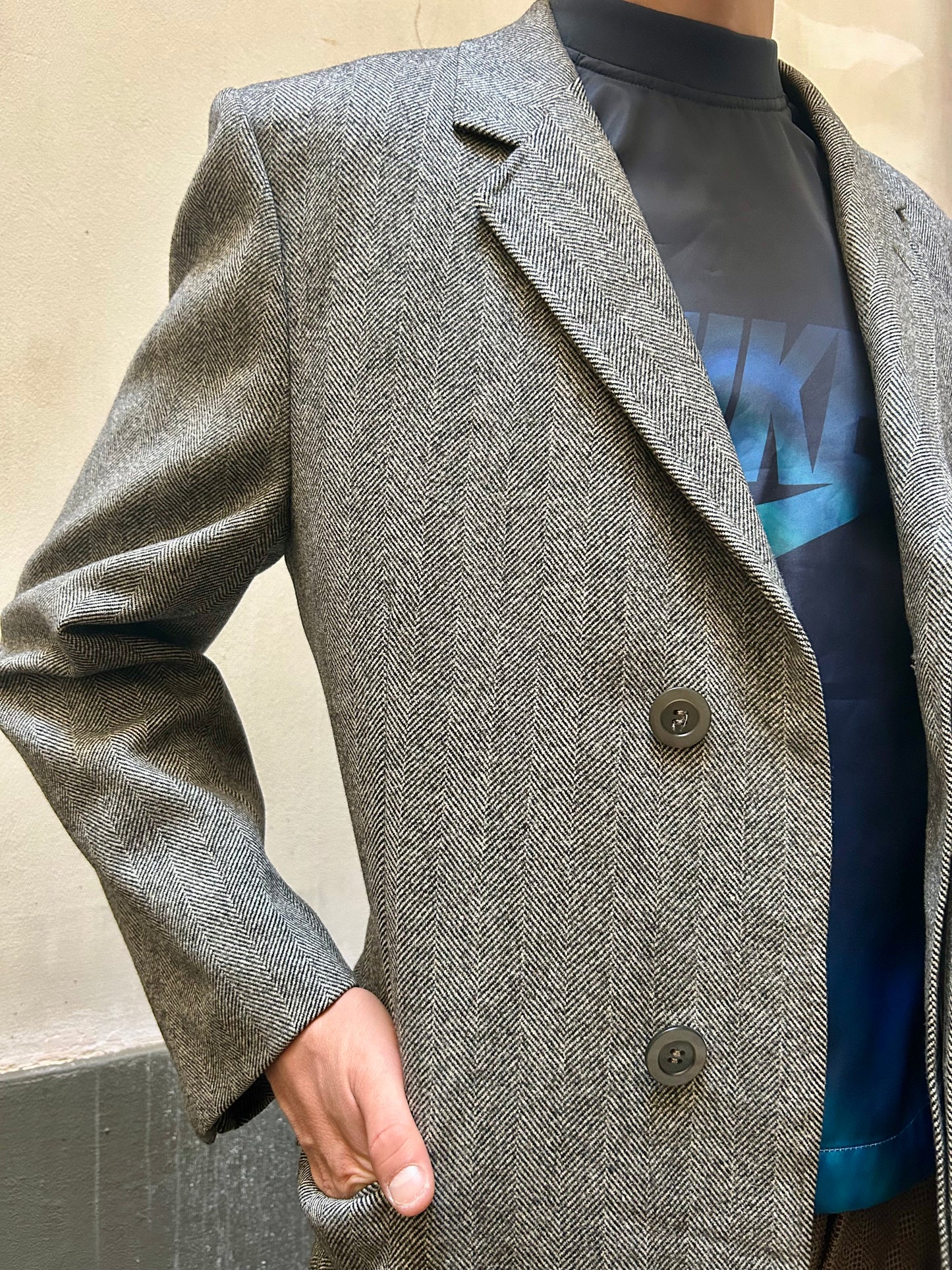 GREY WOOLBLEND HERRINGBONE OVERCOAT