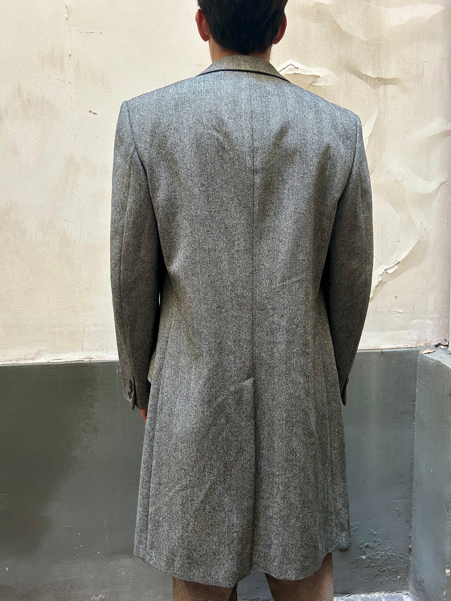 GREY WOOLBLEND HERRINGBONE OVERCOAT