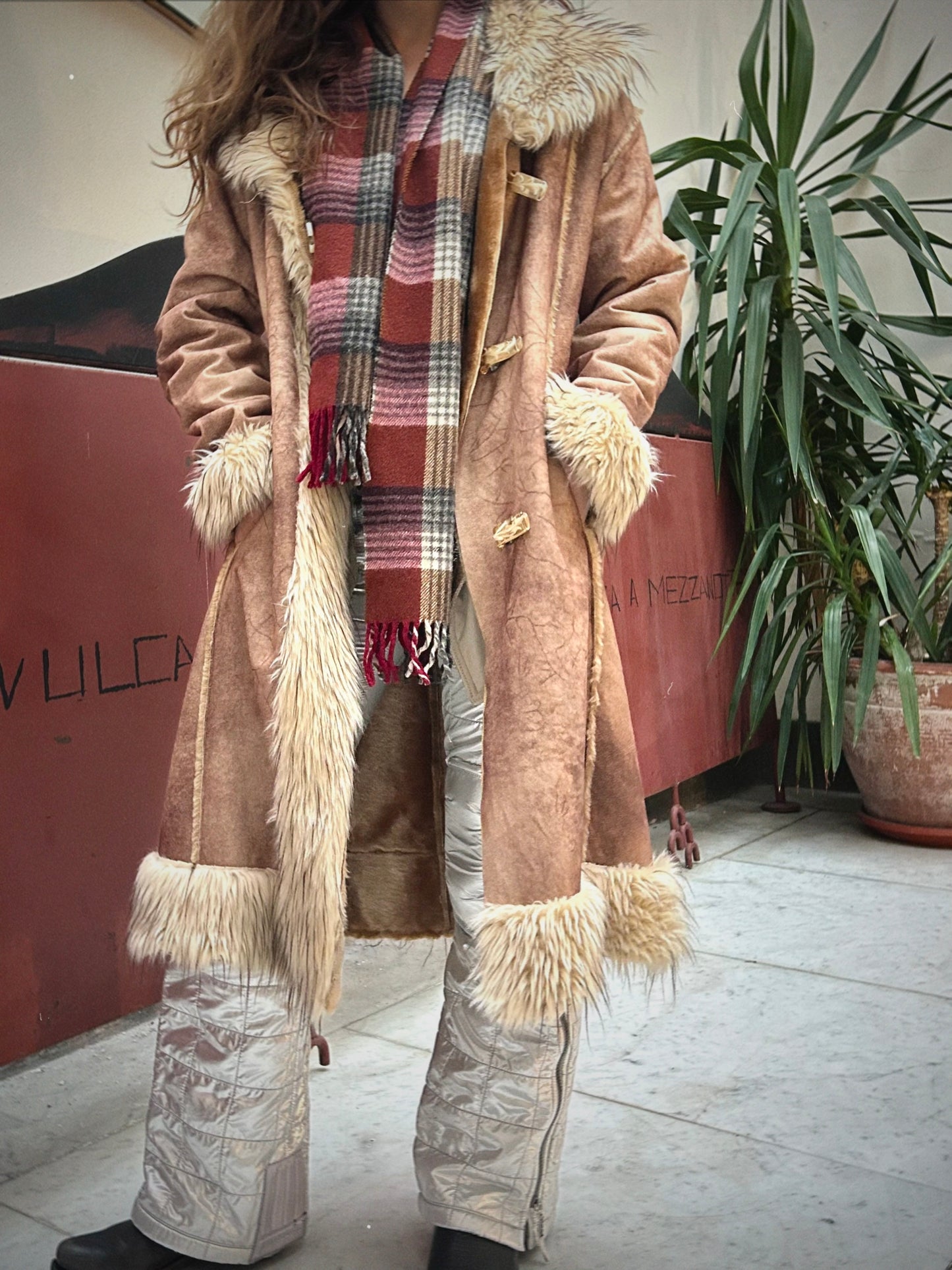 Y2K FAUX FUR COAT