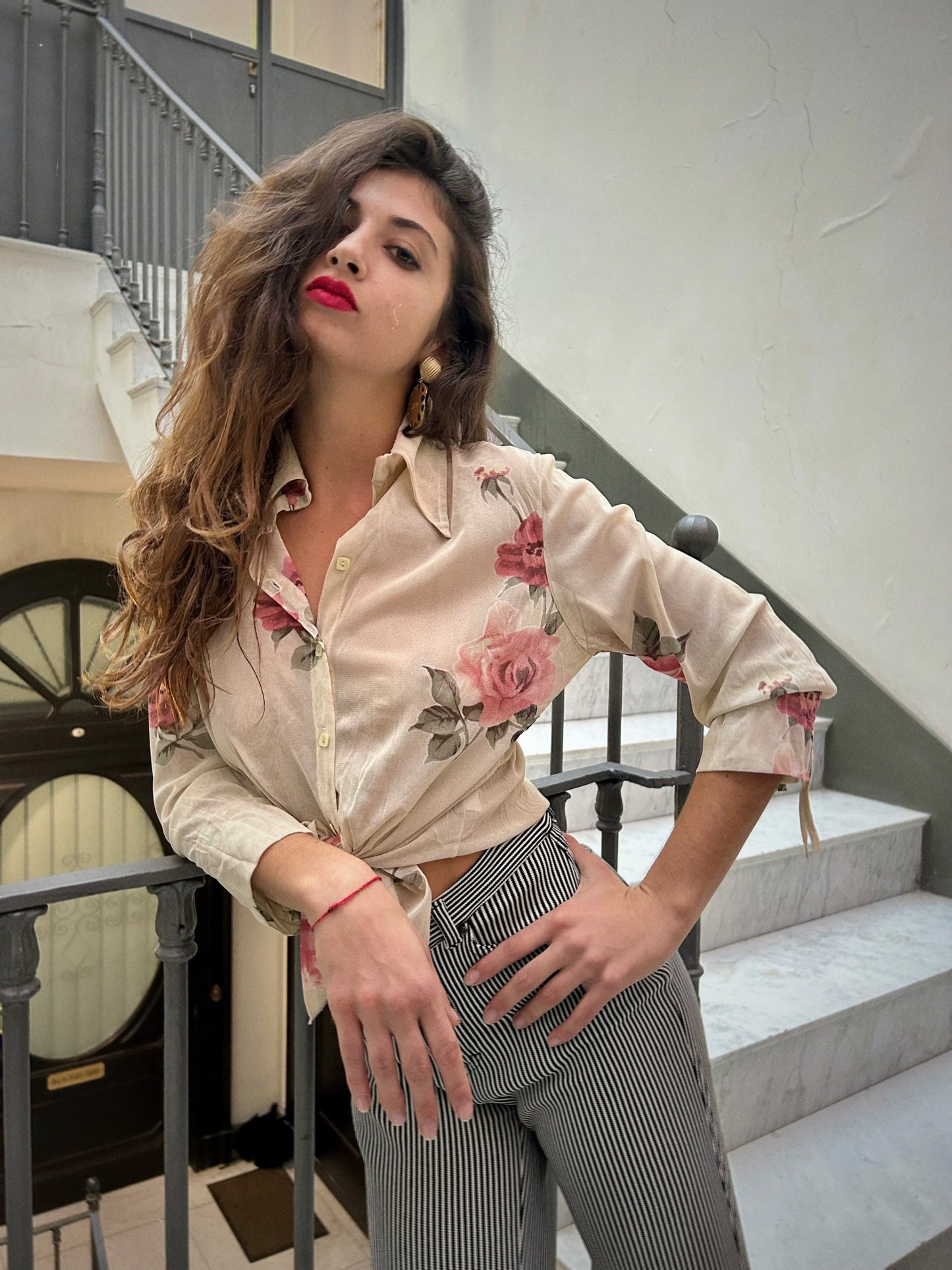 VINTAGE SHEER FLORAL SHIRT - soft beige rose print